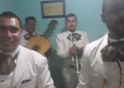 Mariachis buen precio